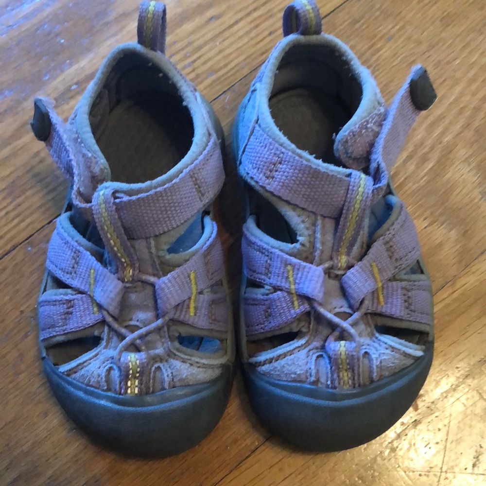 Keen shoes
